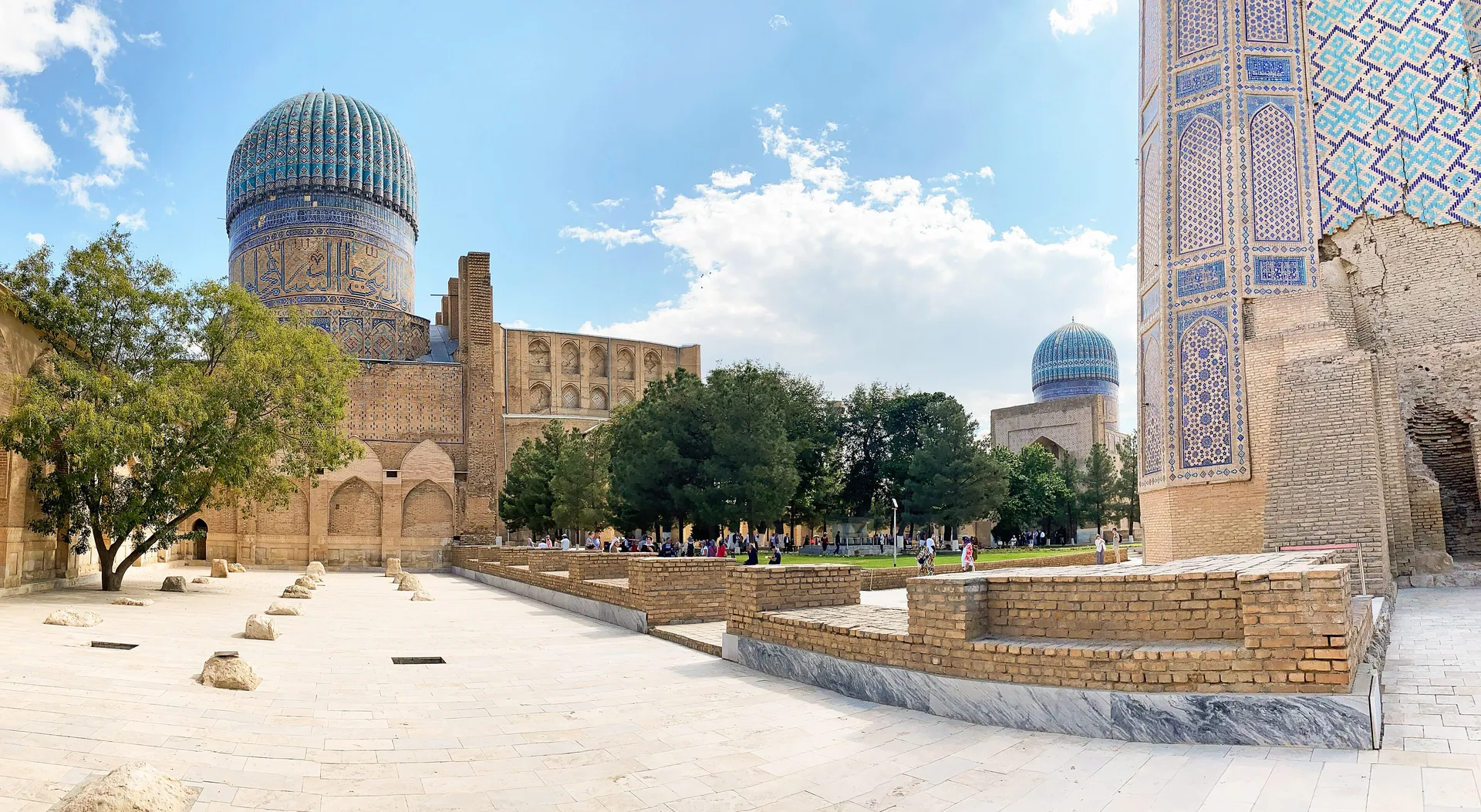 Architecture & Cities — The Bibi-Khanym Mosque