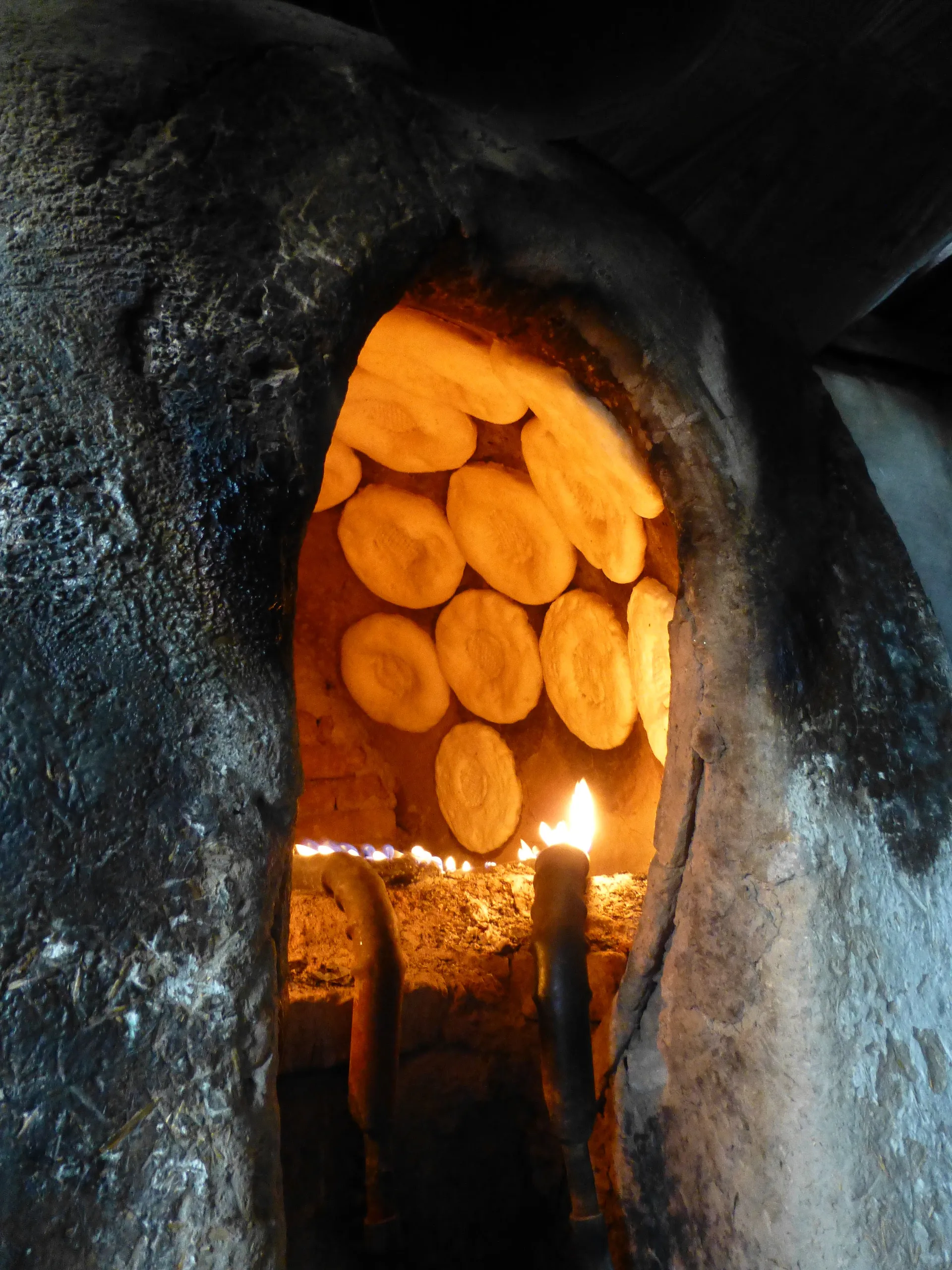 Cuisine — Bread, fire and the rest of the table
